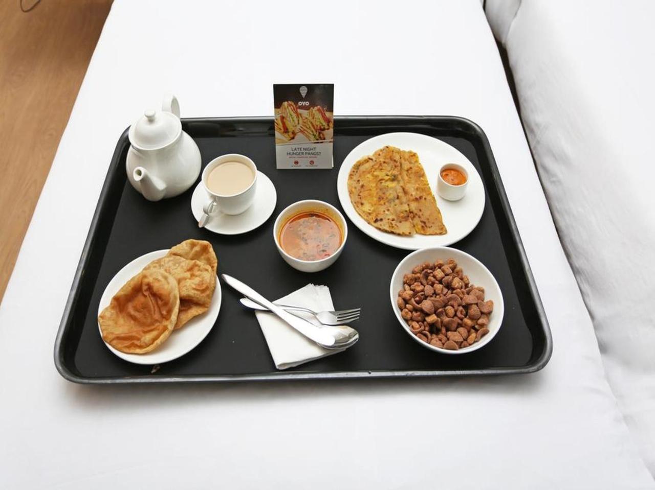 Oyo 2705 Hotel Preet Palace New Delhi Exteriör bild